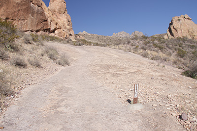 Path to La Cueva